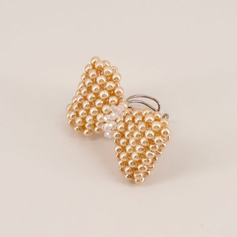 The Alice Bow Pearl Designer Ring.