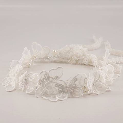 The Butterfly Effect Lace and Pearl Hair Garland.