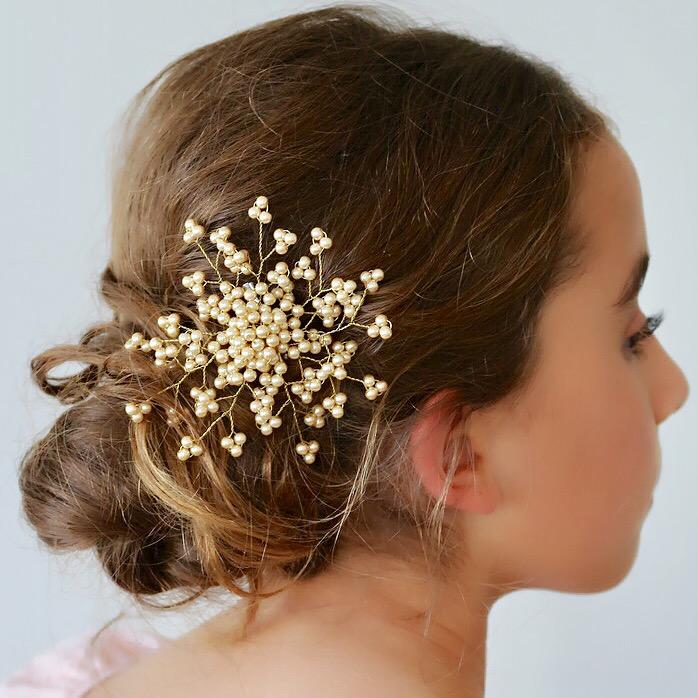 The Emmaline Pearl Flower Hair Clip.