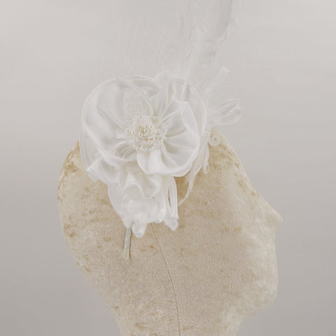 The Paschar Fascinator Headband.